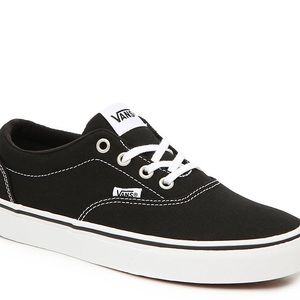 Van’s Womens size 8 *WORN ONCE*